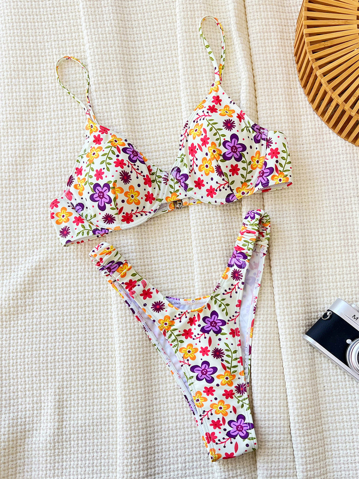 Womens Two-piece Swimsuit With Underwire