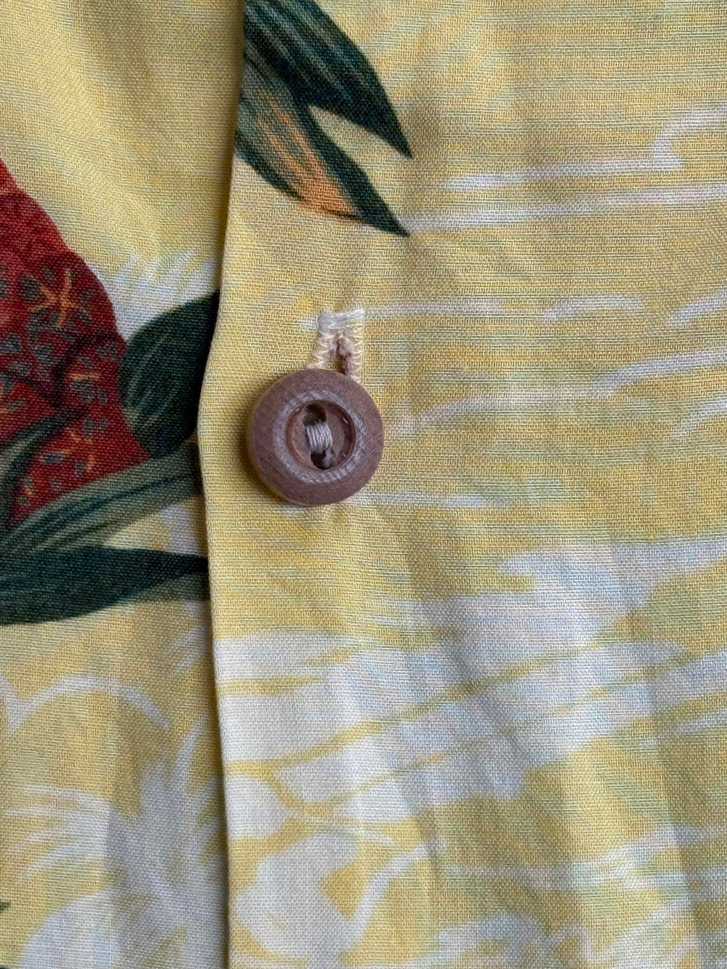 Vintage Mens Hawaiian Shirt Pineapple AOP Made in Hawaii