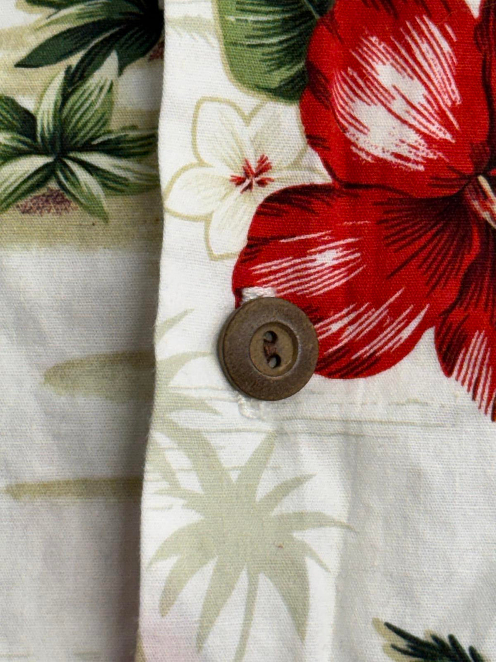 Ky's Men Hawaiian Shirt Surfing Santa Made in Hawaii Shirt L